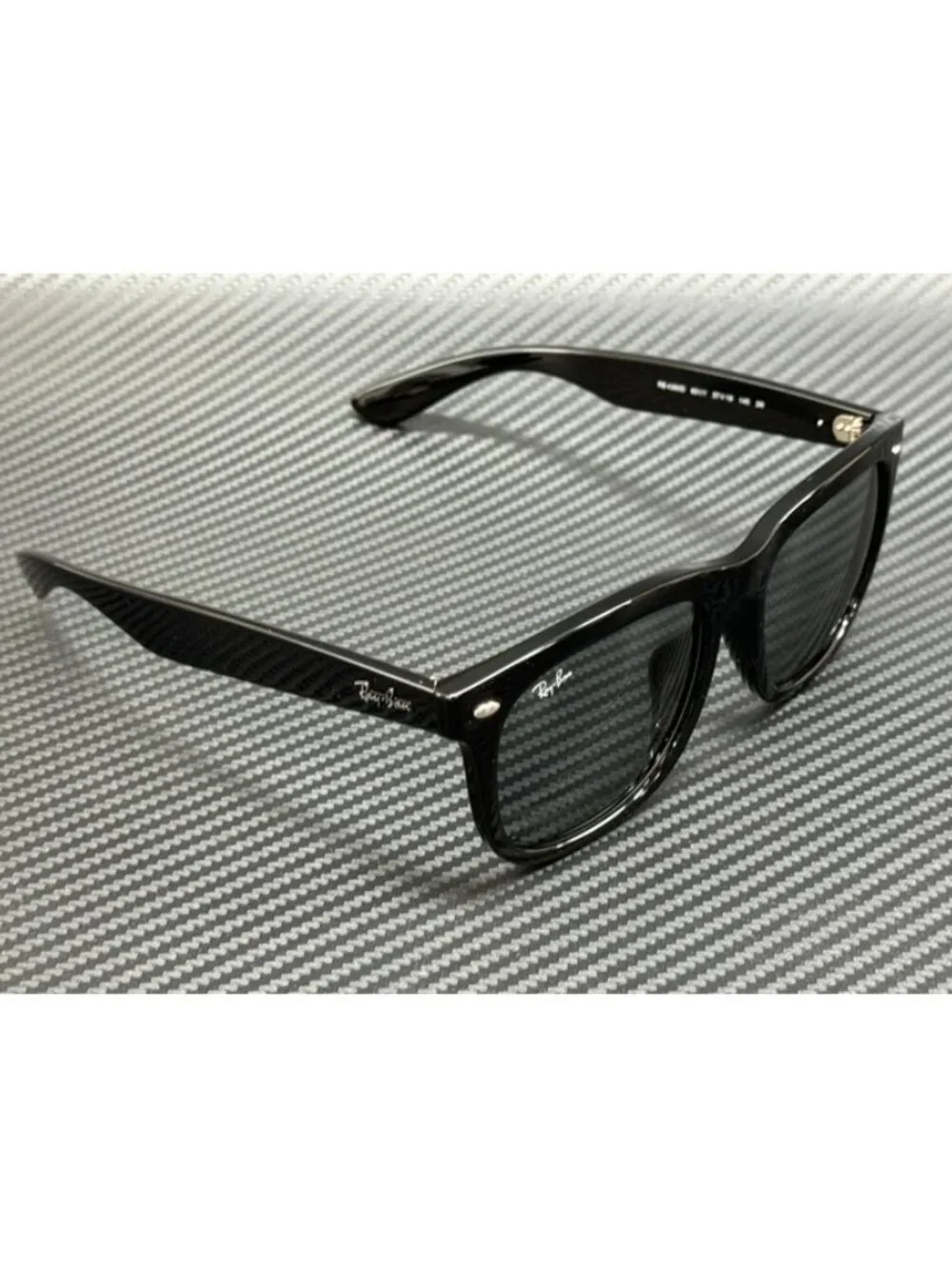 New Ray-Ban Men Black Sunglasses 57-19-145